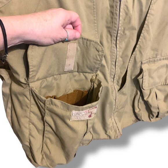 Vintage Cabela’s Hunting Fishing Safari Jacket 2XL Thrashed - Picture 7 of 16